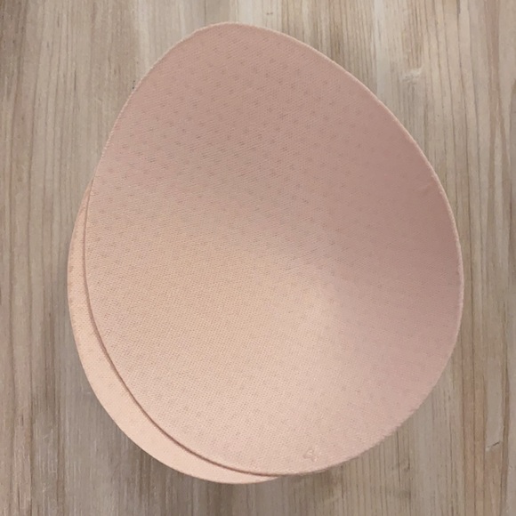 ❤️ Two Lululemon Bra Insert Pads Size 4 New - Picture 3 of 4
